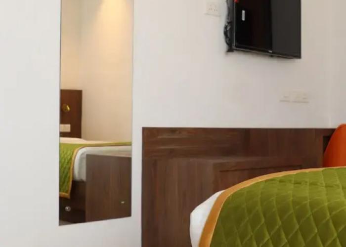 Hotel Seven Lights