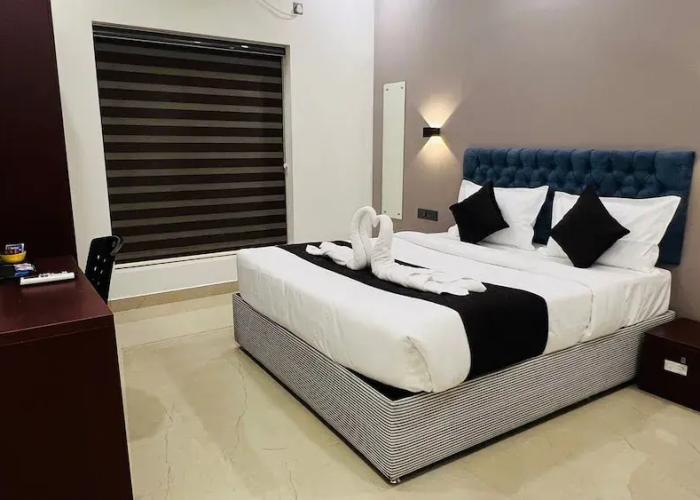 The Lotaz Hotel