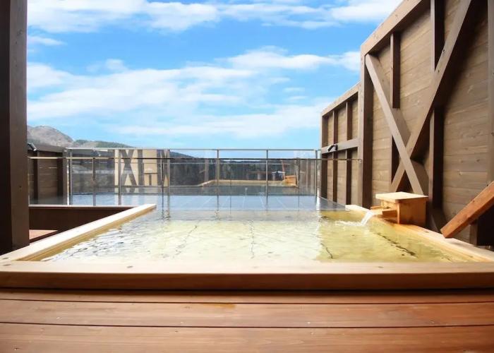 Royal Tainai Park Hotel