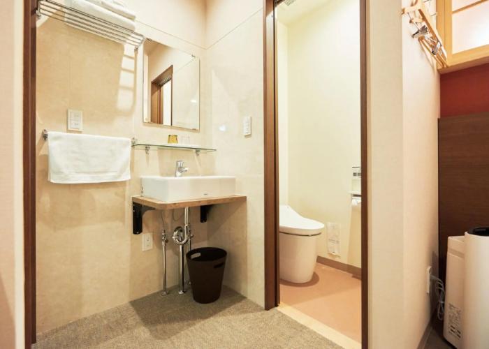 Hotel KAN-RAKU Saitama Honjo-Waseda Hinoki No Yakata