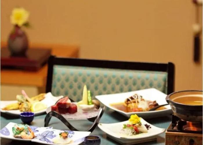 Yumoto Hotel Achikawa