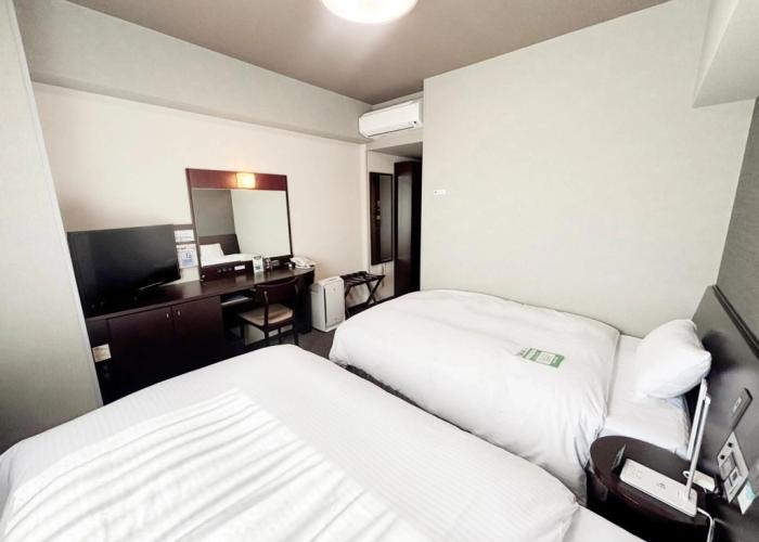 Hotel Route Inn Iyo Saijo