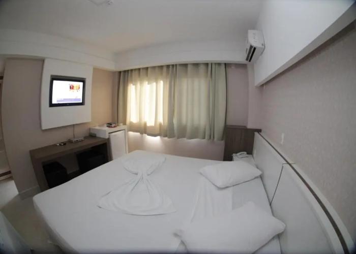 Nayru Hotel