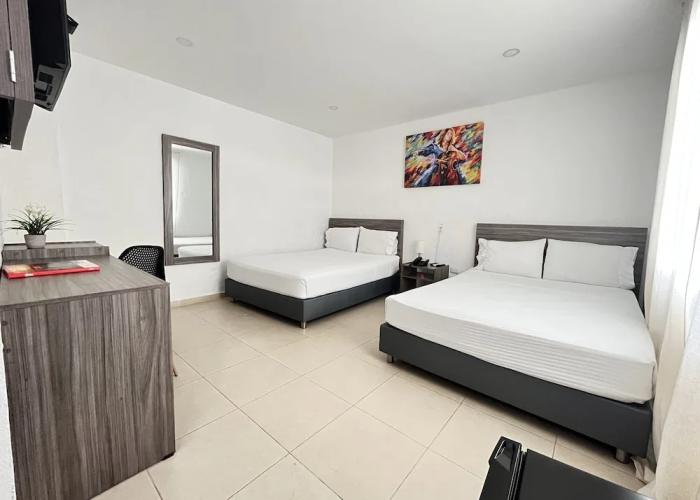 Hotel Vanguardia Natural
