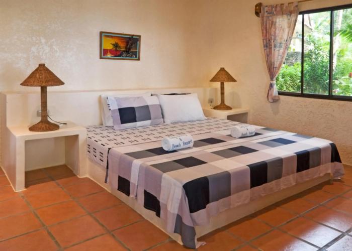 Easy Diving and Beach Resort