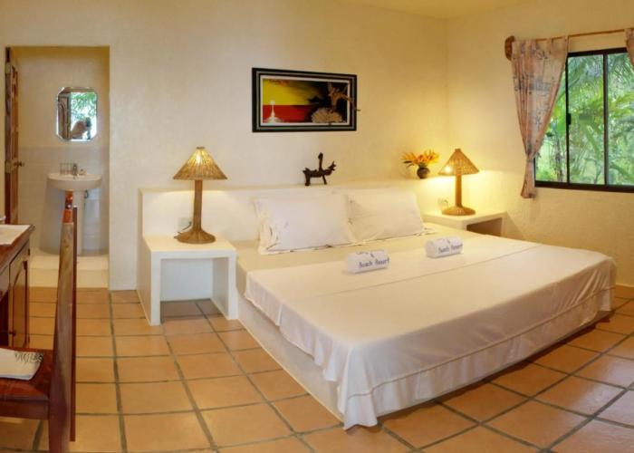 Easy Diving and Beach Resort