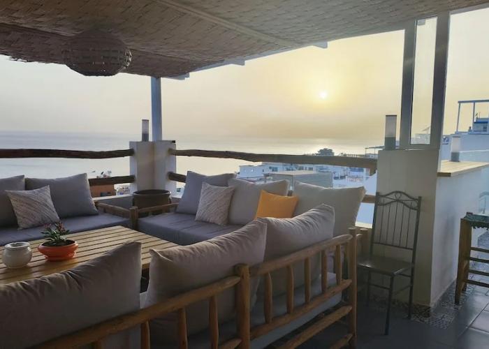 BigBlue Hostel Surf & Coworking