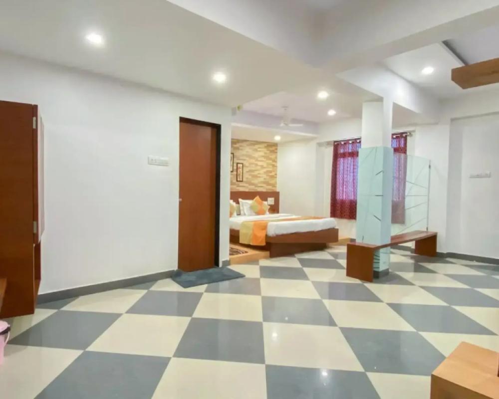 фото Hotel Gomti