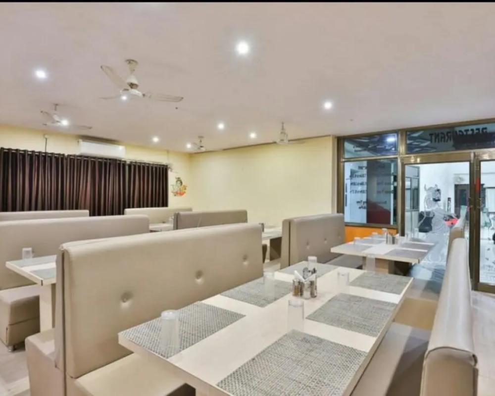 фото Hotel Gomti