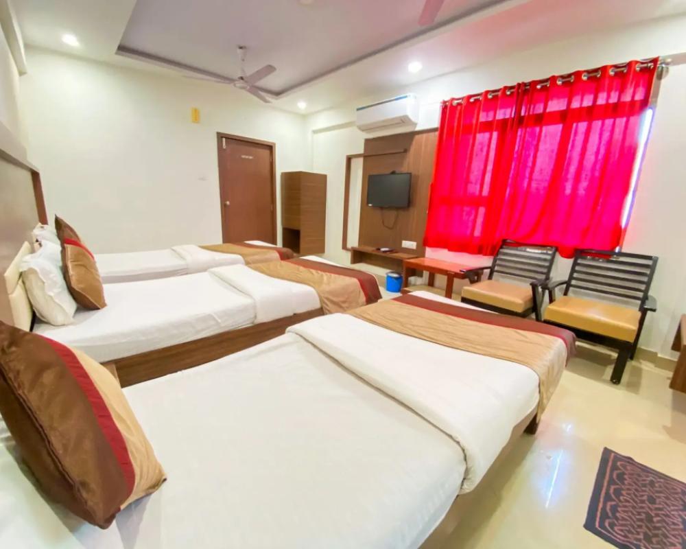 фото Hotel Gomti