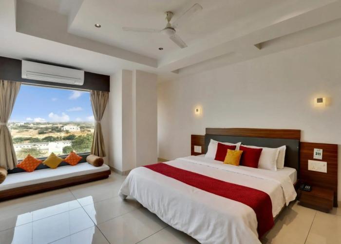 Goverdhan Greens Resort Dwarka