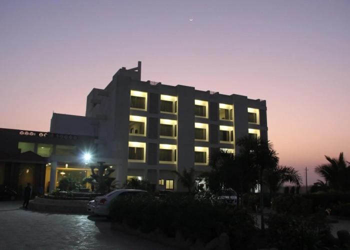 Goverdhan Greens Resort Dwarka