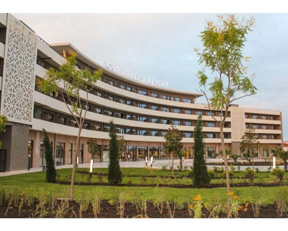 Aqua Paradise Resort & Aqua Park