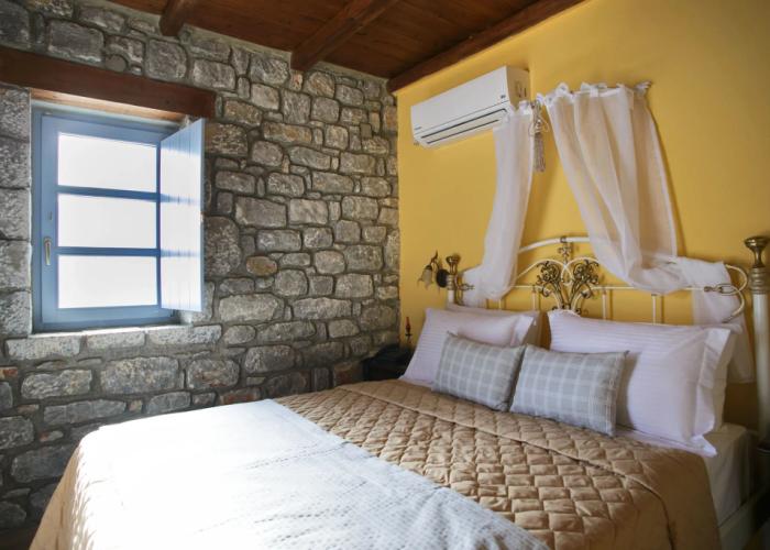 En Plo Luxury Suites