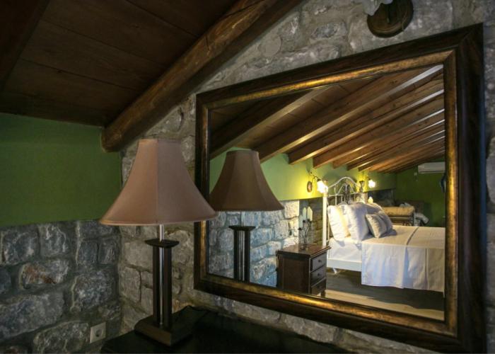 En Plo Luxury Suites