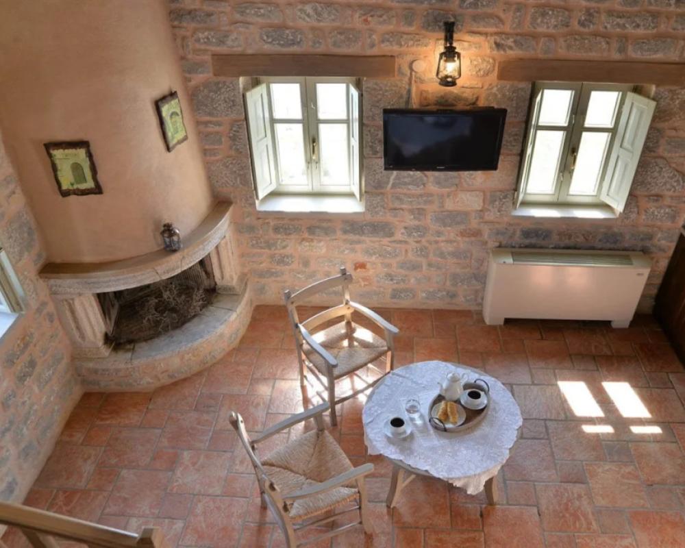 фото Akrolithi Guesthouse