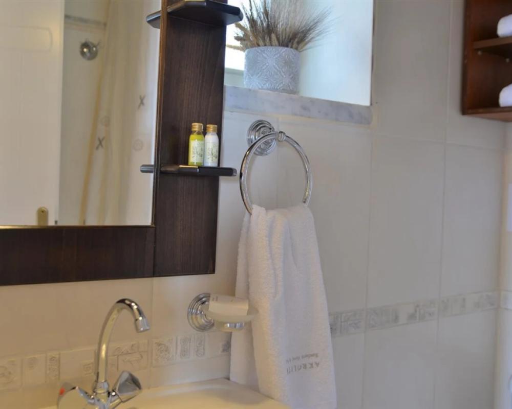 фото Akrolithi Guesthouse