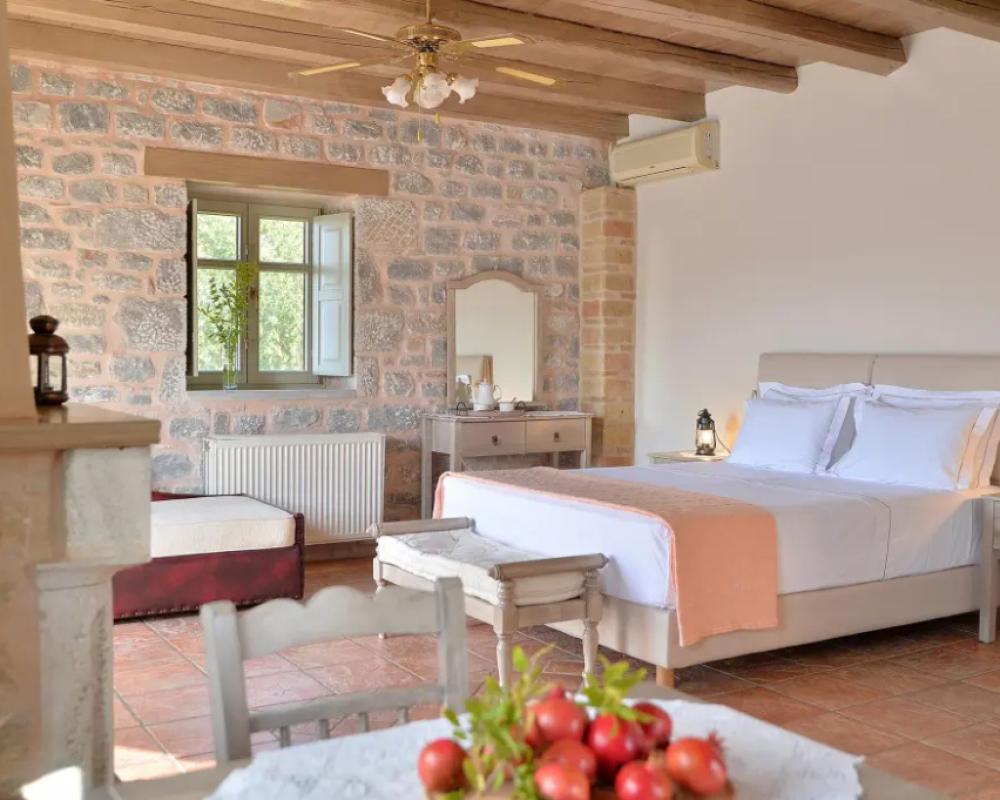 фото Akrolithi Guesthouse