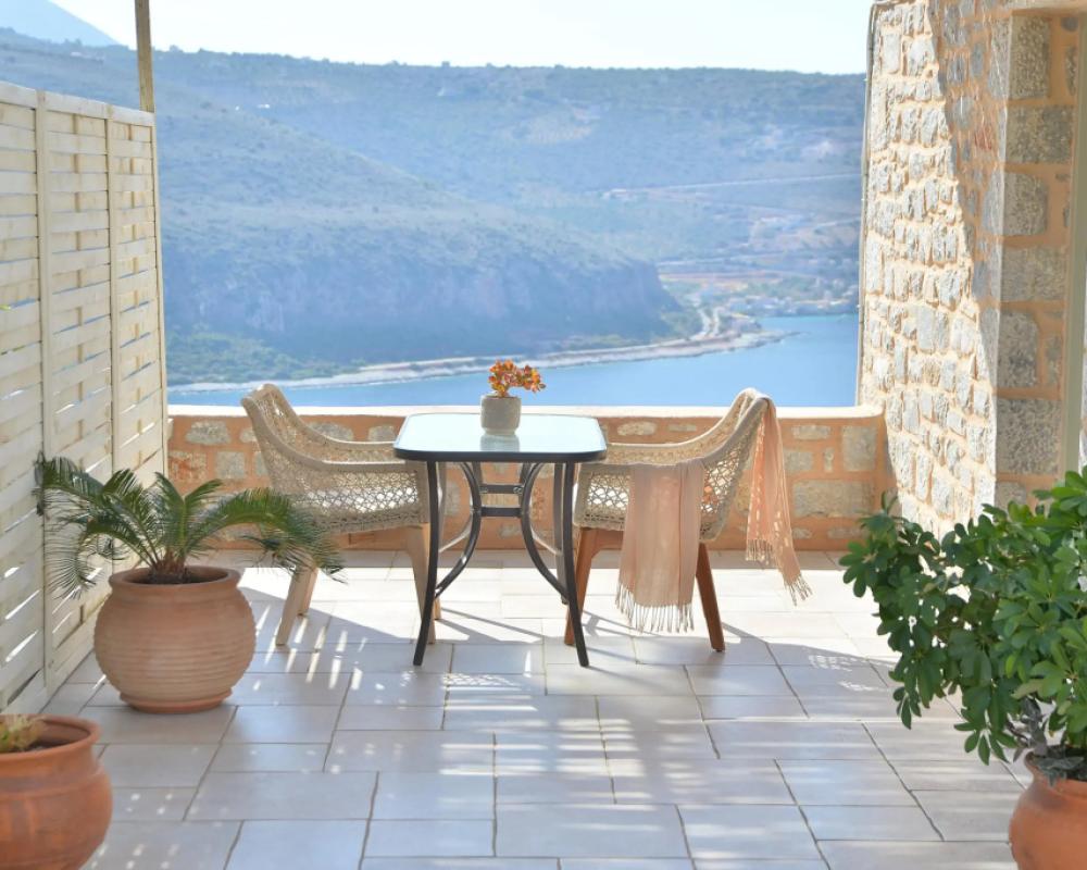 фото Akrolithi Guesthouse