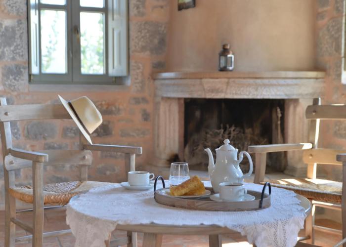 Akrolithi Guesthouse