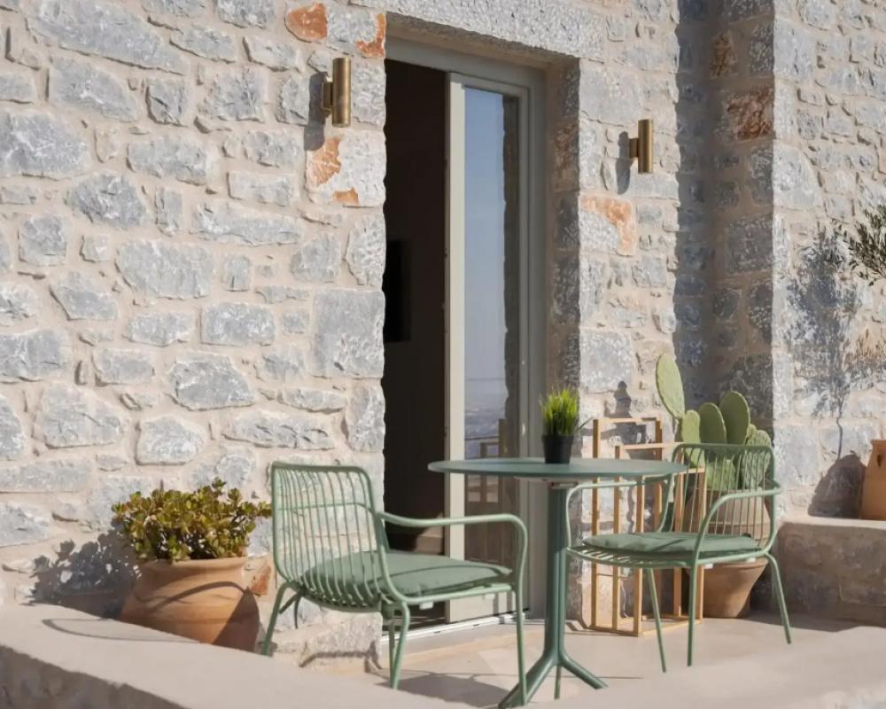 фото Yerma Suites Limeni