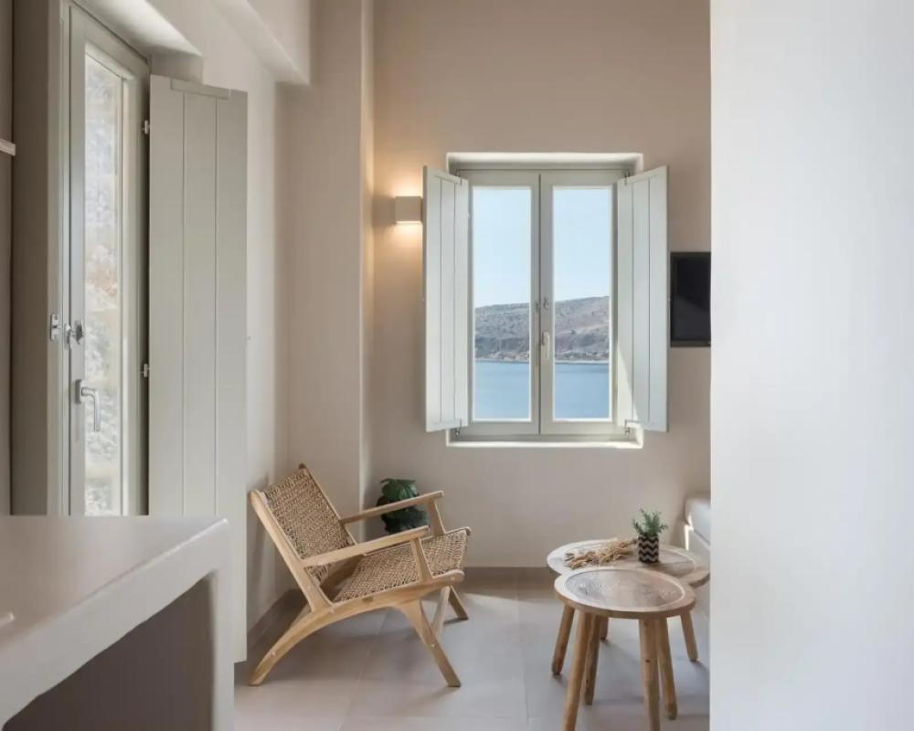 фото Yerma Suites Limeni