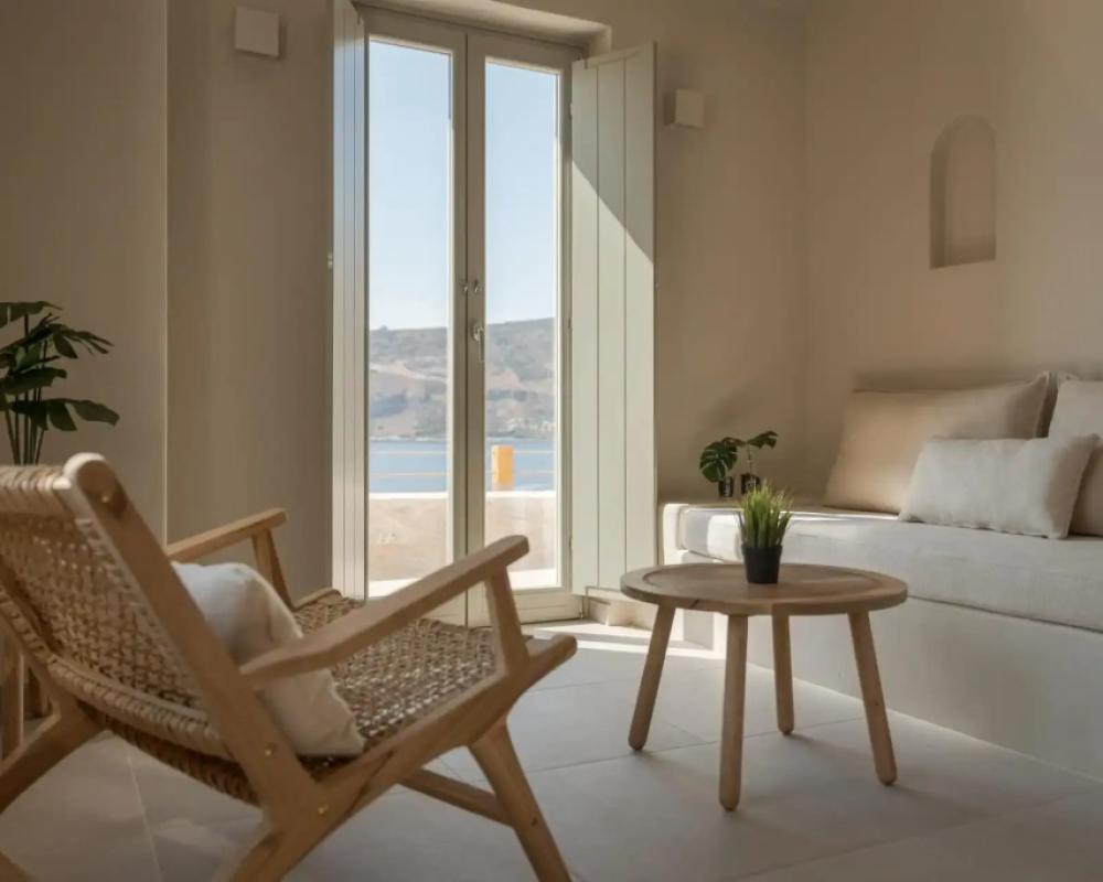 фото Yerma Suites Limeni