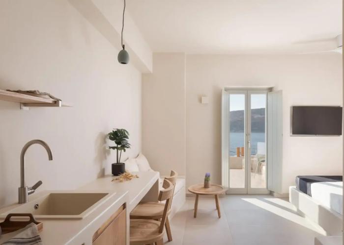 Yerma Suites Limeni