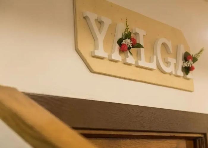 Albergue La Yalga - Hostel