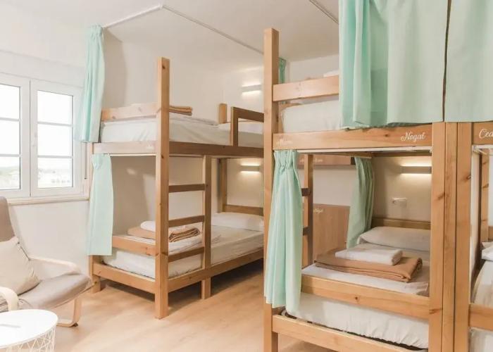 Albergue La Yalga - Hostel