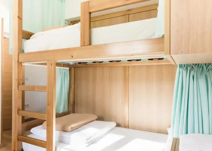 Albergue La Yalga - Hostel