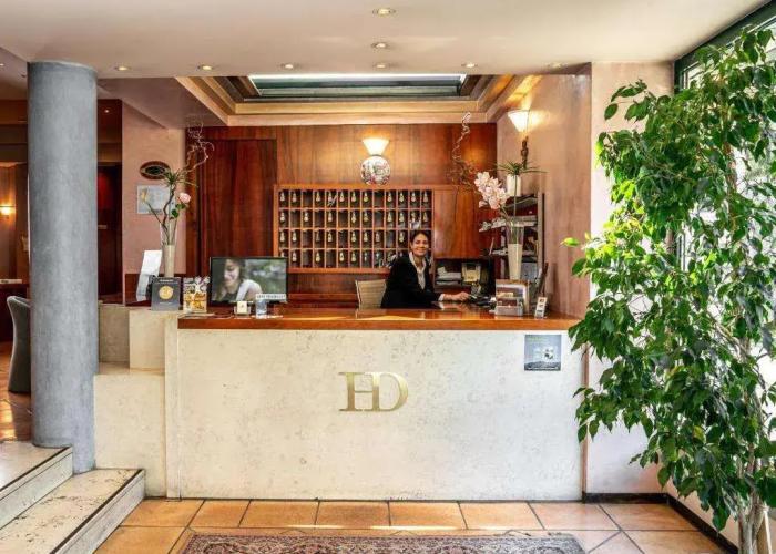 Hotel Diana