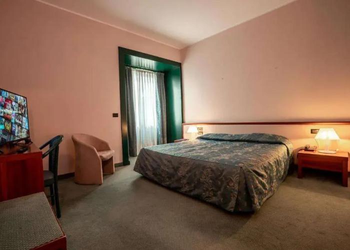 Hotel Diana