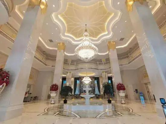 Qinjin International Hotel