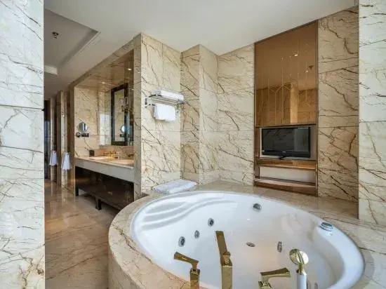 Hancheng Yellow River Pearl Hotel