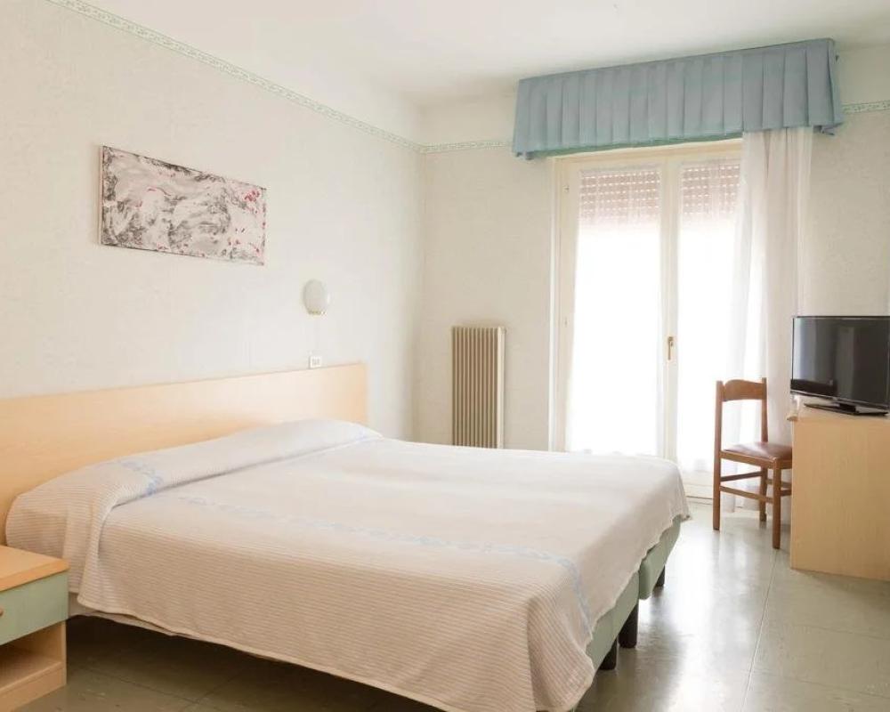 фото Hotel Eden Dro