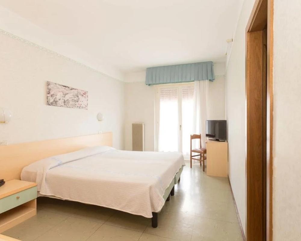 фото Hotel Eden Dro