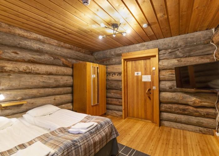 Kuukkeli Log Houses Aurora Resort