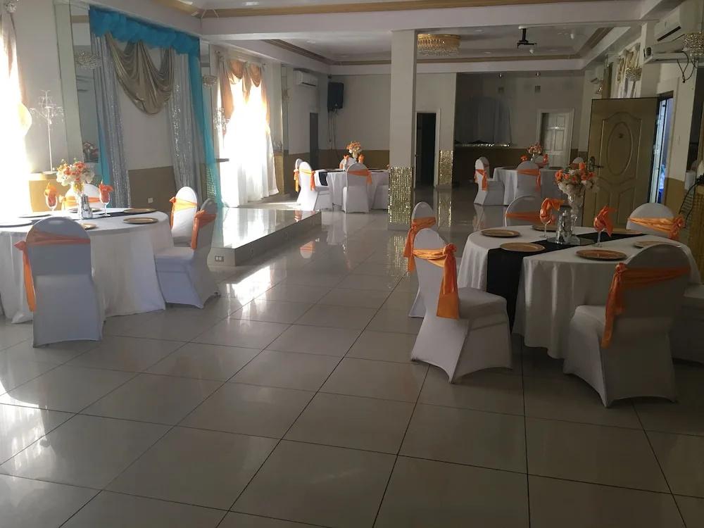 фото Millenium Manor Hotel