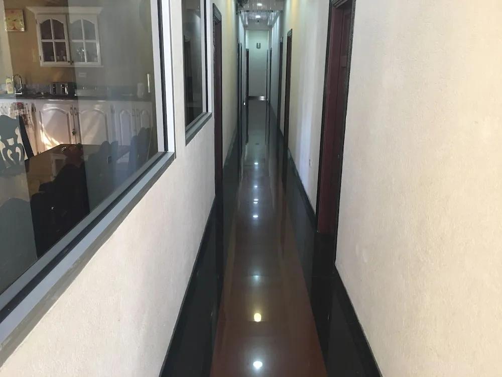 фото Millenium Manor Hotel