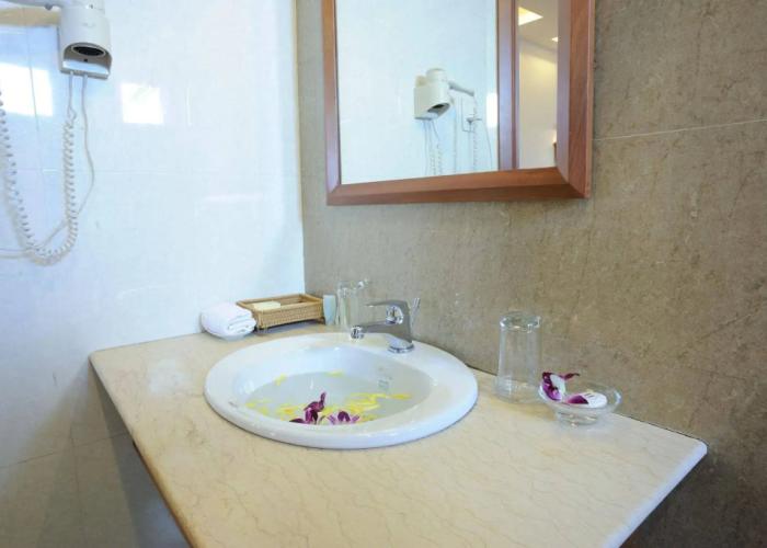 Hoang Yen Hotel