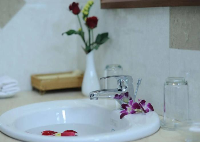 Hoang Yen Hotel