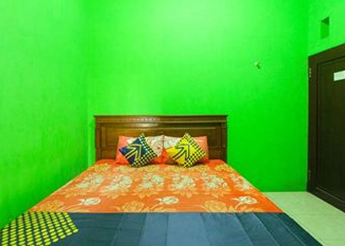 Ijen Safari Guesthouse by ZUZU