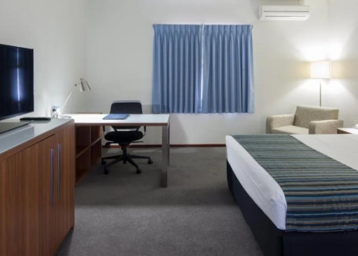 Ocean Centre Hotel