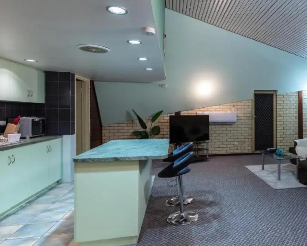 фото Sails Geraldton Accommodation