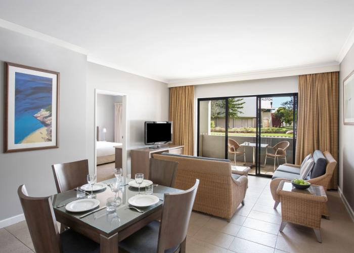 Mantra Geraldton