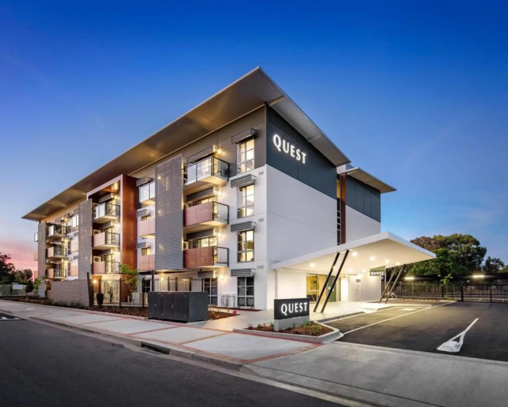 фото Quest Griffith