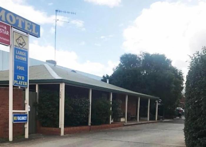 Yambil Inn Motel
