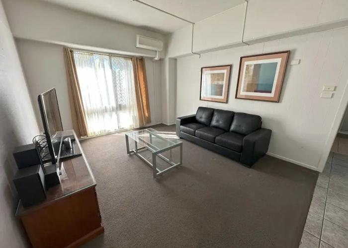 Central Ground Floor Apartment