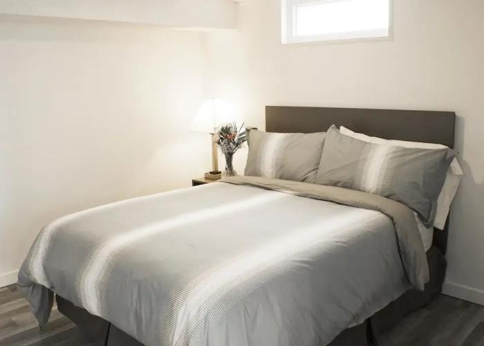 Bowmanville Marina Inn & Suites